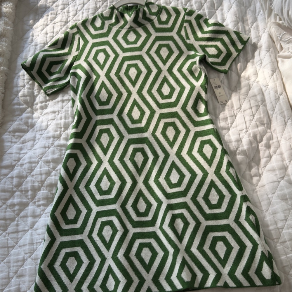 New with tags!! Brand new Maeve Nina Short Sleeved Mock Neck Mini Dress